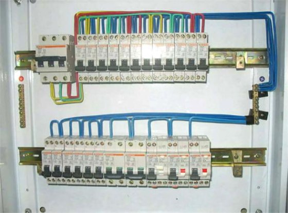 迅速收藏！配电箱内部如何接线—附图详解1 图片9