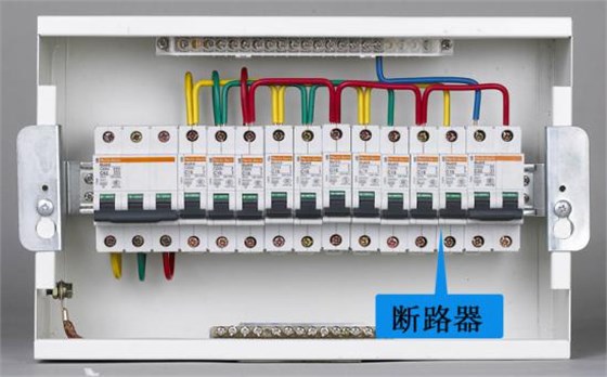 低压配电箱中断路器的概述及主要技术参数介绍 图片1